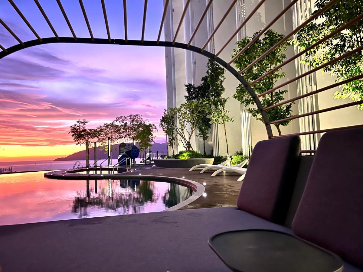 The Shore Cbd Kota Kinabalu By Laxzone Suite Dış mekan fotoğraf