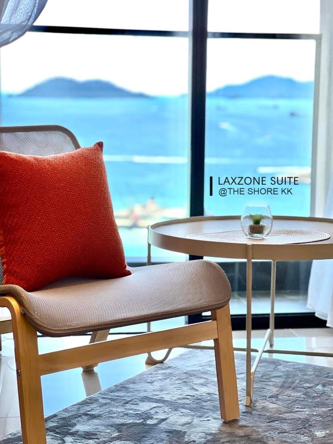 The Shore Cbd Kota Kinabalu By Laxzone Suite Dış mekan fotoğraf