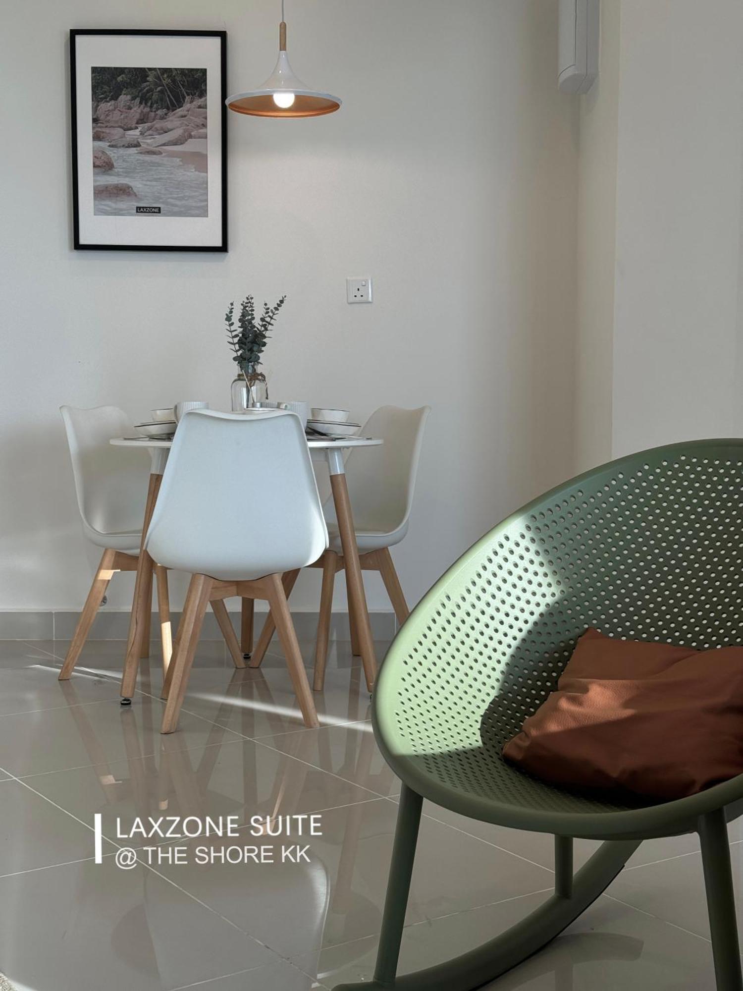 The Shore Cbd Kota Kinabalu By Laxzone Suite Dış mekan fotoğraf