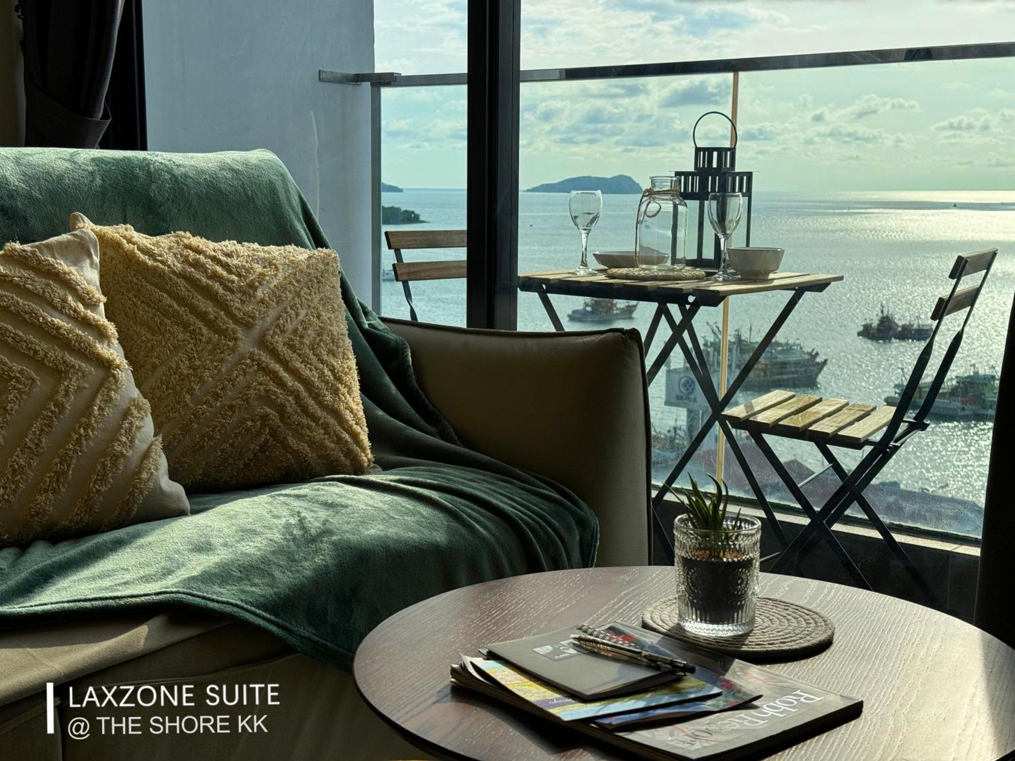 The Shore Cbd Kota Kinabalu By Laxzone Suite Dış mekan fotoğraf