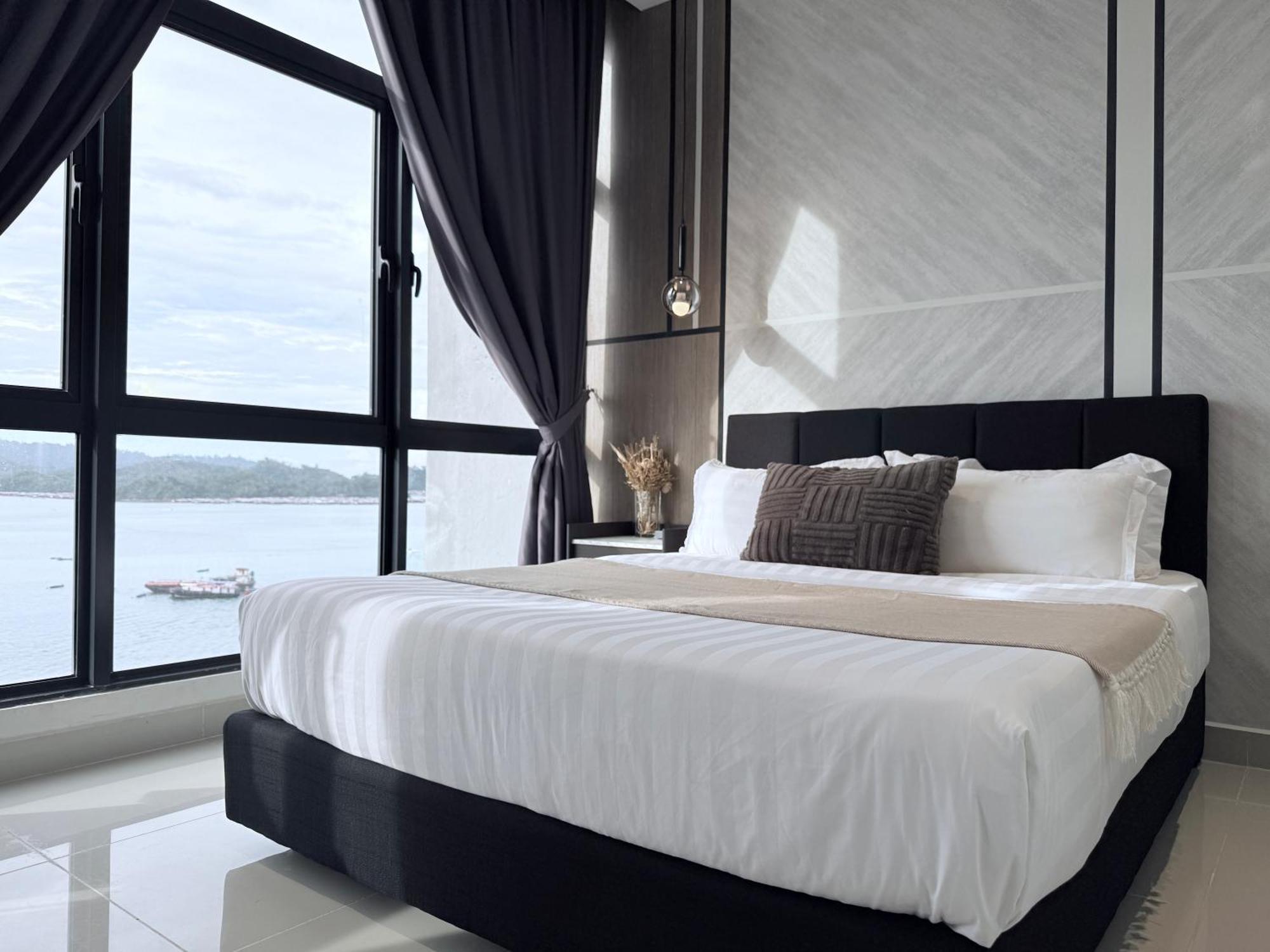 The Shore Cbd Kota Kinabalu By Laxzone Suite Dış mekan fotoğraf