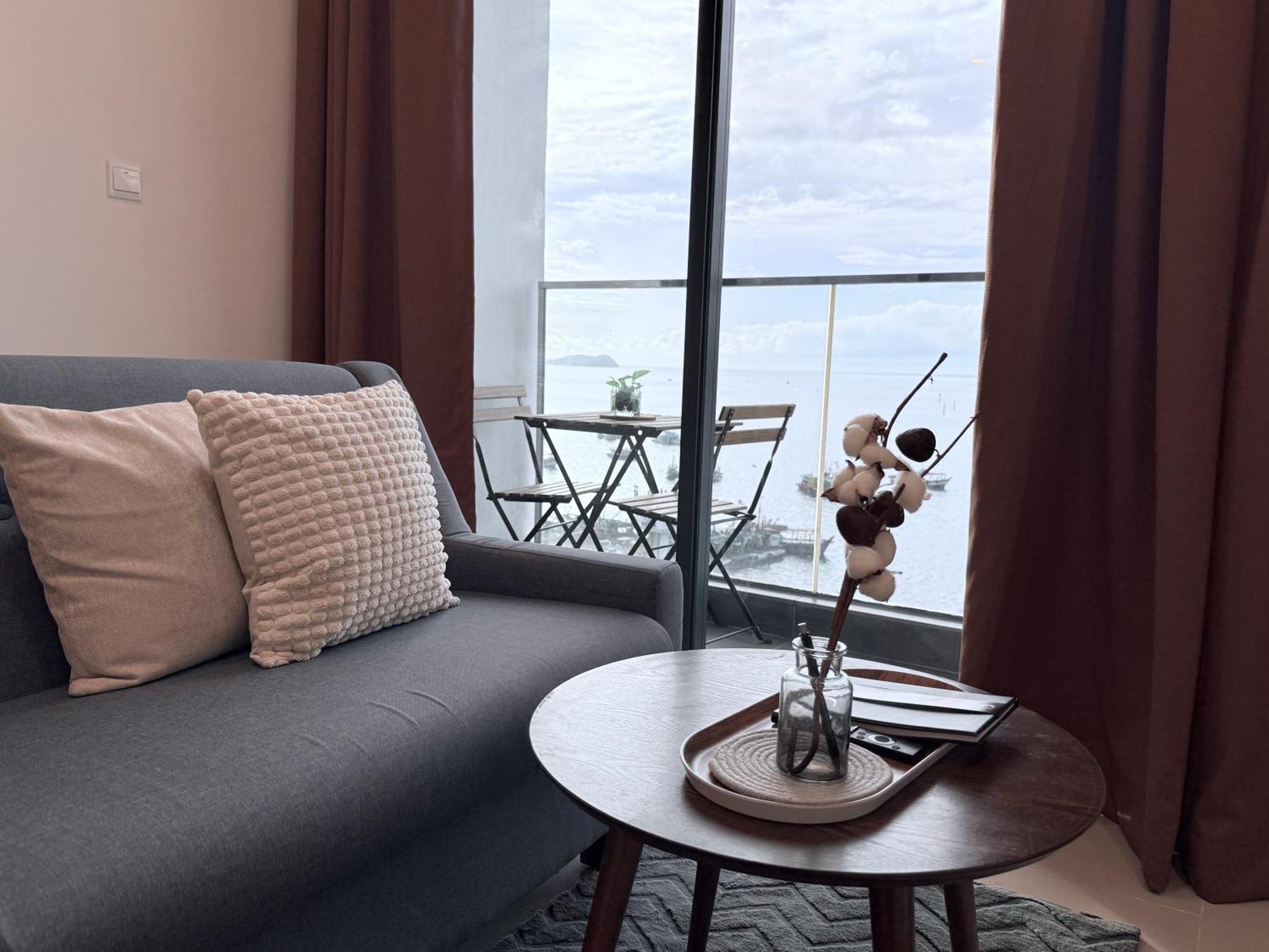 The Shore Cbd Kota Kinabalu By Laxzone Suite Dış mekan fotoğraf