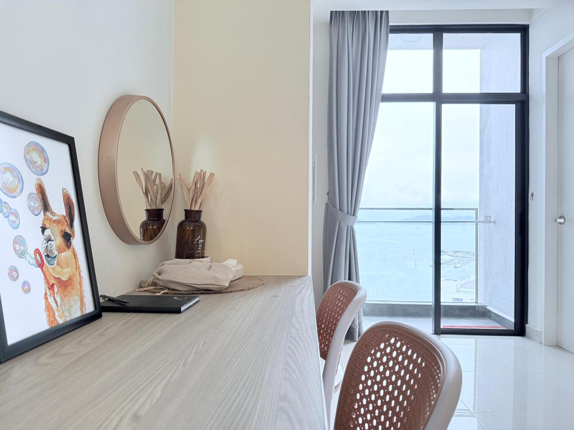 The Shore Cbd Kota Kinabalu By Laxzone Suite Oda fotoğraf